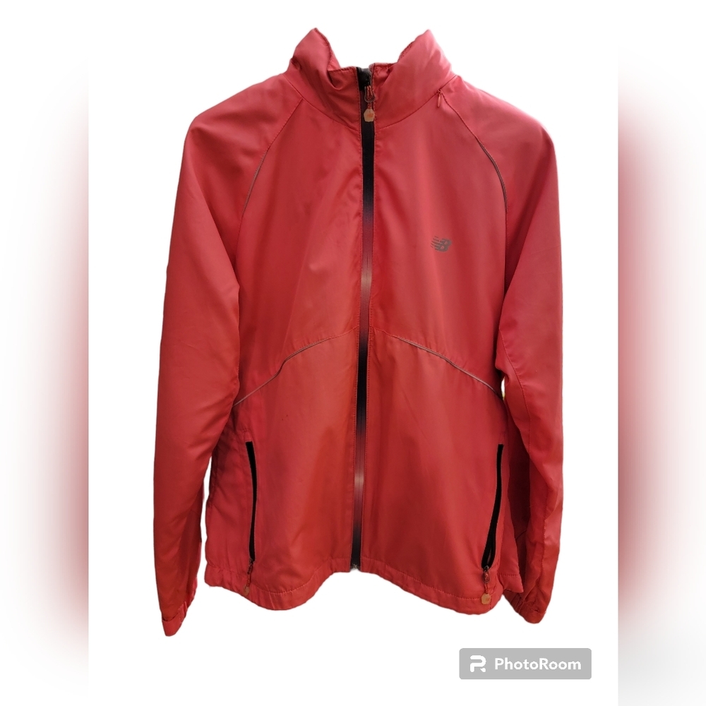 New Balance Woman's Full Zip Pack hooded Running Jacket - Pink
